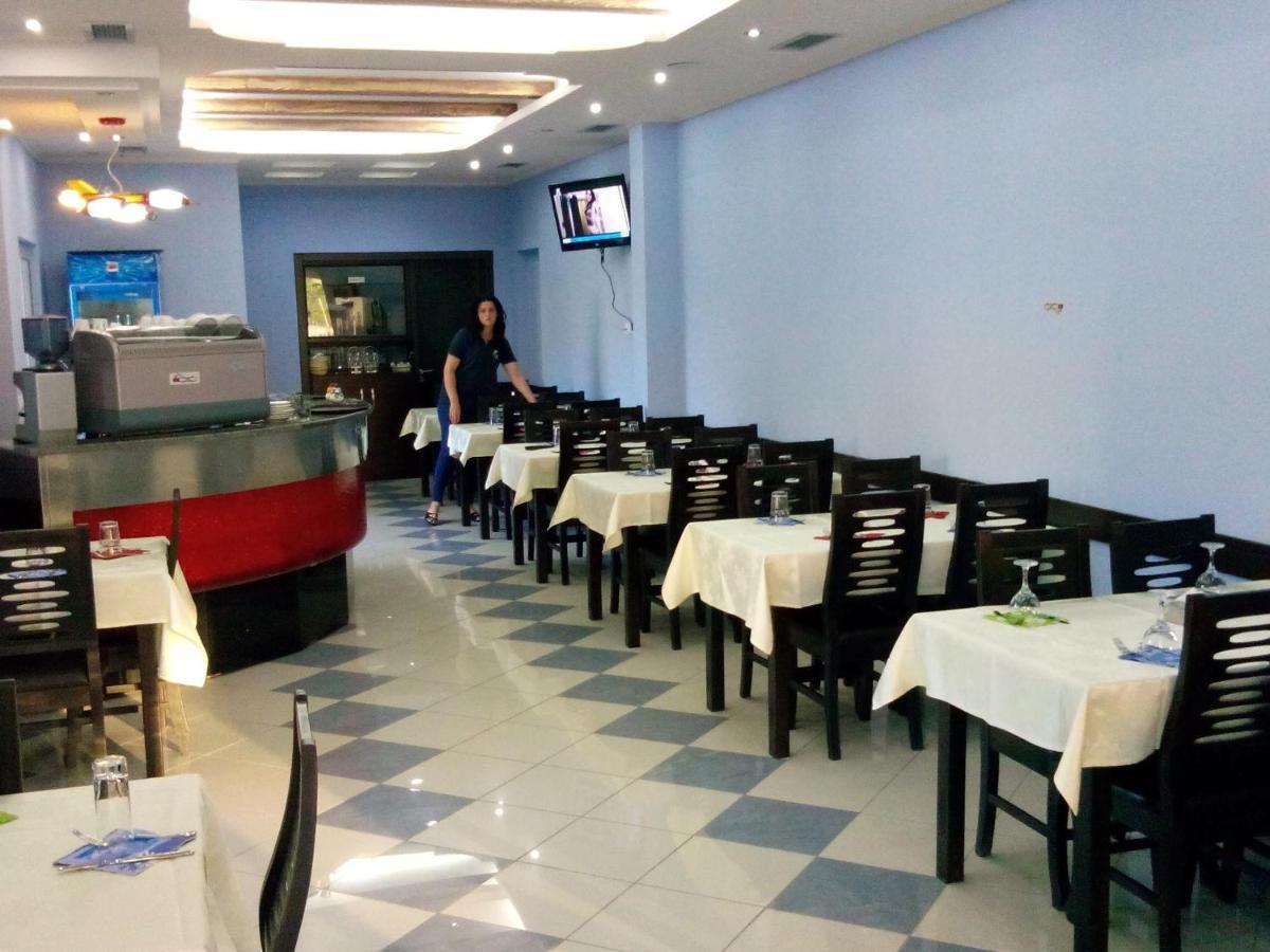 Hotel Restaurant Globi Velipojë Zewnętrze zdjęcie